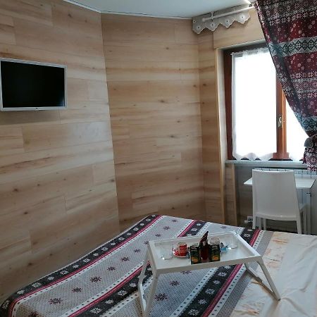Le Stelle 1400 - Cabanaira Condominio 利莫内皮埃蒙特 外观 照片